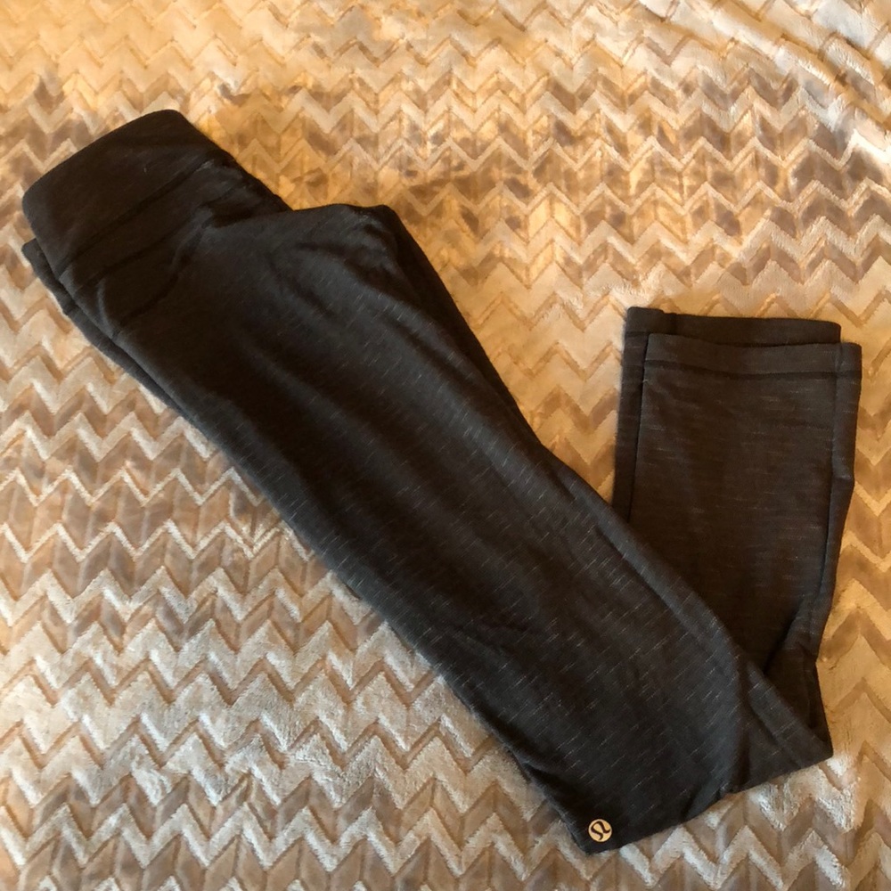 Lululemon 6 Gray Pique Straight Leg Pant Leggings